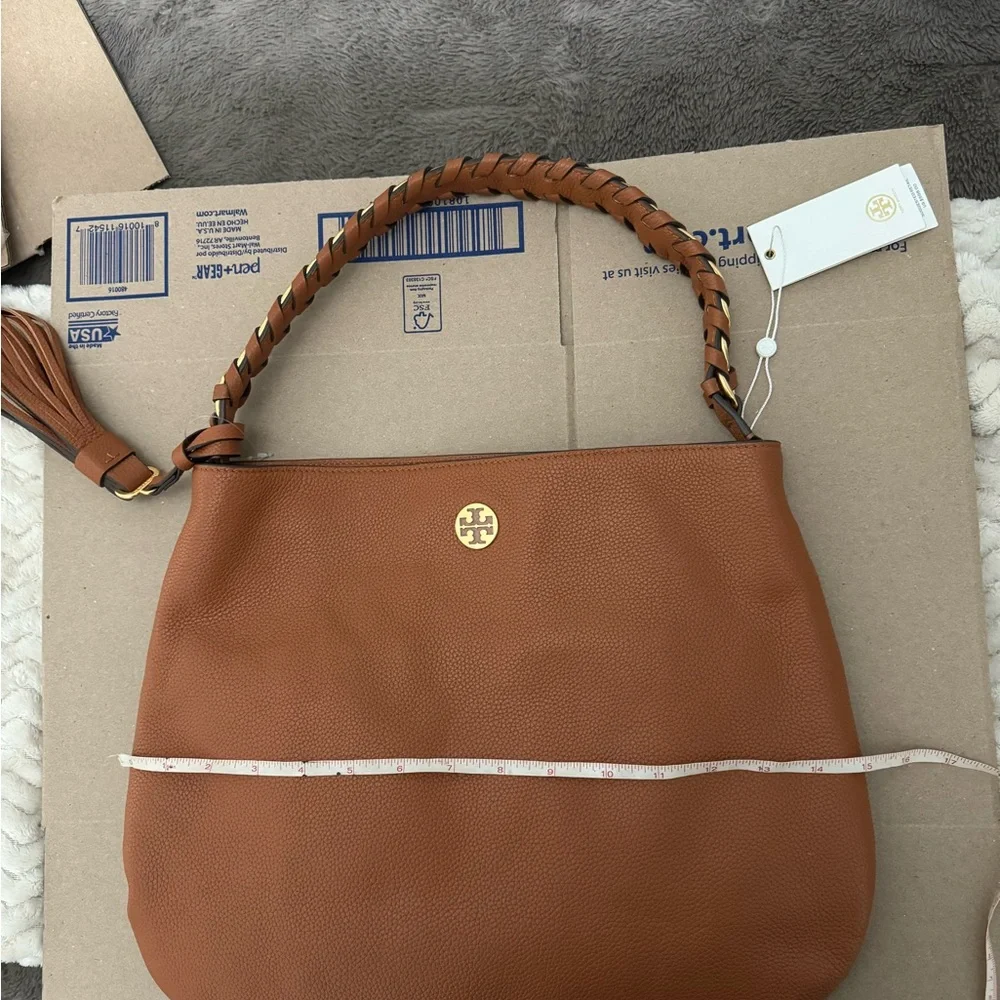 Tory Burch Tan Leather Shoulder Bag - Picture 5 of 6